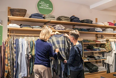 Fair Fashion im Weltladen